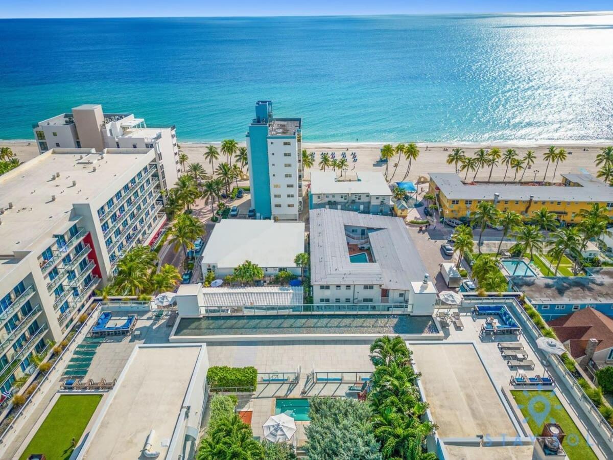 Rooftop Pool - Hollywood Beach Boardwalk Εξωτερικό φωτογραφία