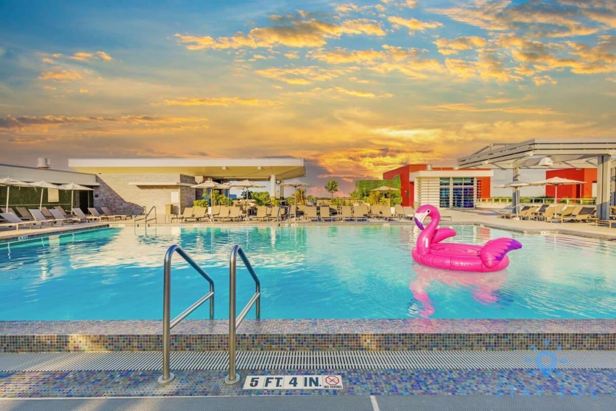 Rooftop Pool - Hollywood Beach Boardwalk Εξωτερικό φωτογραφία